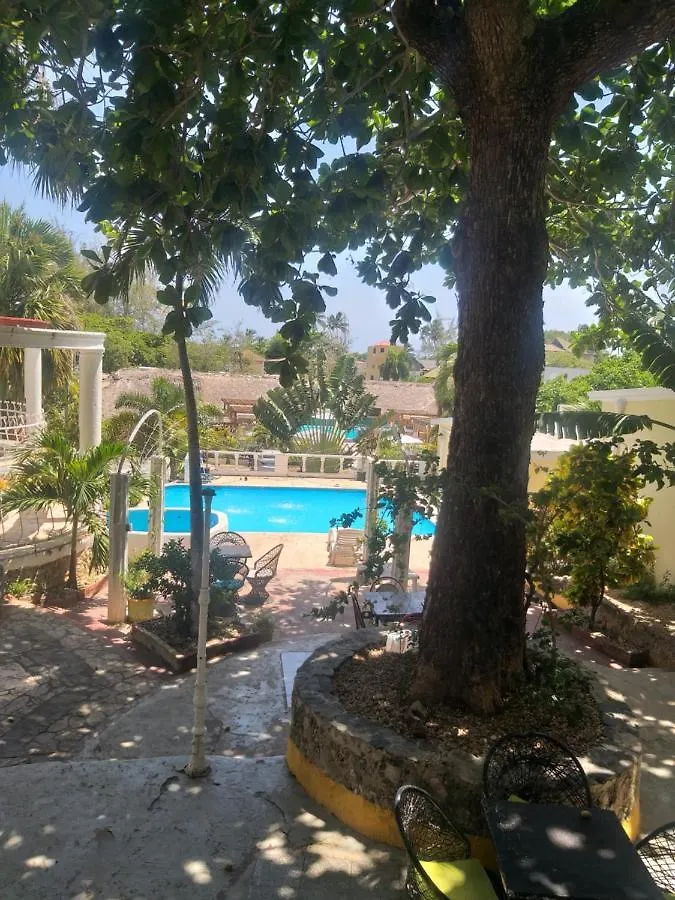 Club Tropical De Los Santos Boca Chica Hotel