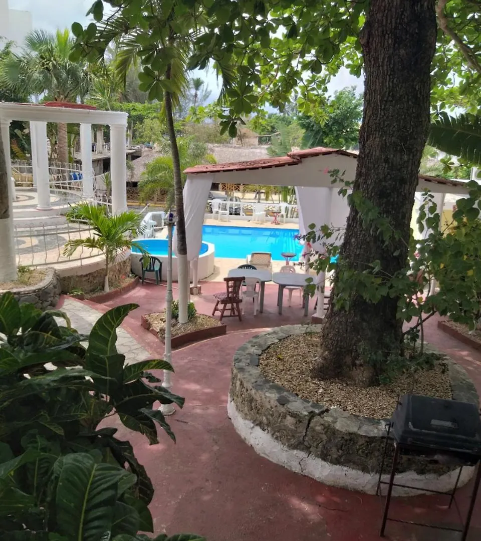 Hotel Club Tropical De Los Santos Boca Chica
